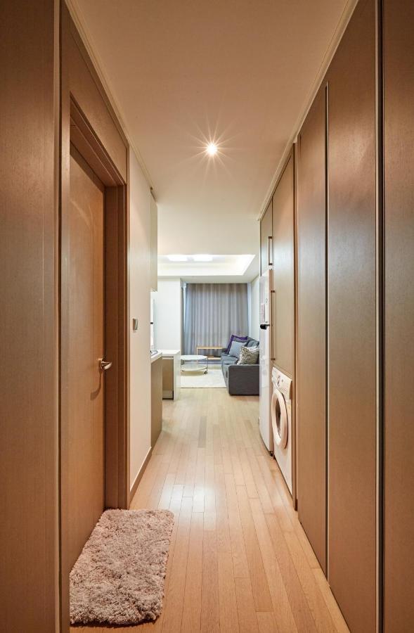 Apartment Center Duplex *